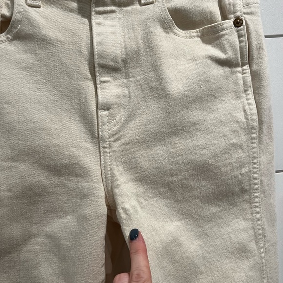 Khaite ivory Benny crop flare jeans - Picture 6 of 10